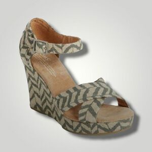 TOMS SIERRA CANVAS STRAPPY WEDGE SANDALS SIZE W8